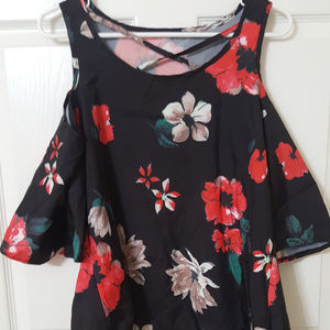 ✋PRICE FIRM✋Floral Cold Shoulder Blouse